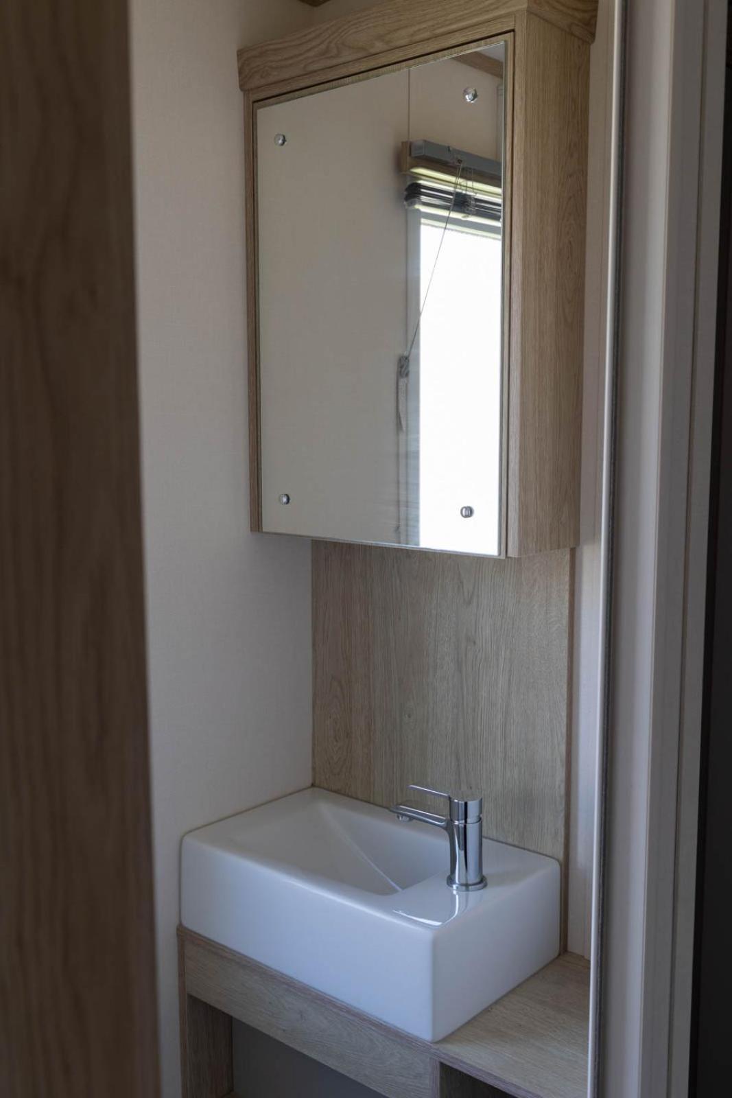 Hiba Luxury At Parkdean Cayton Bay Scarborough